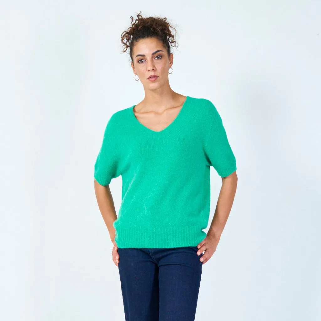 Classic v-neck sweater wholesale