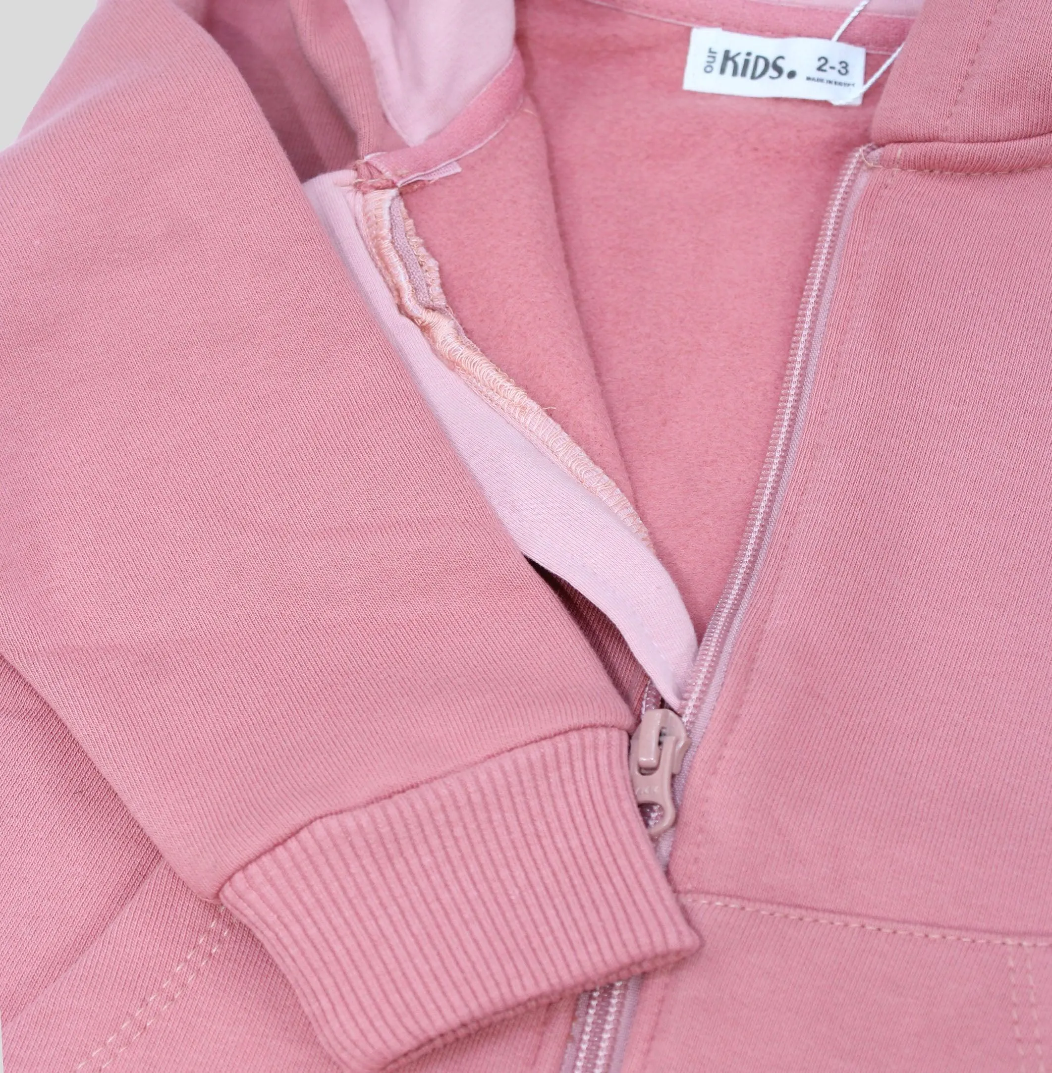 Plain Long-Sleeved Zip-Up Hoodie